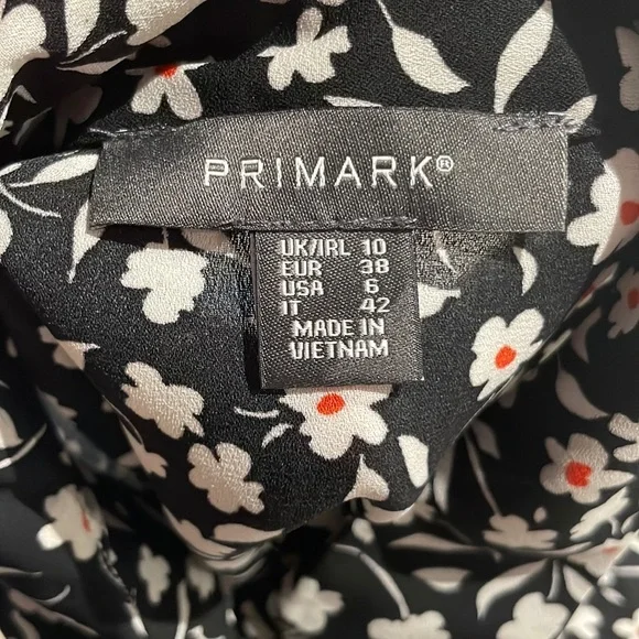 ♡ Primark, long sleeve button down size 6 - Picture 4 of 5